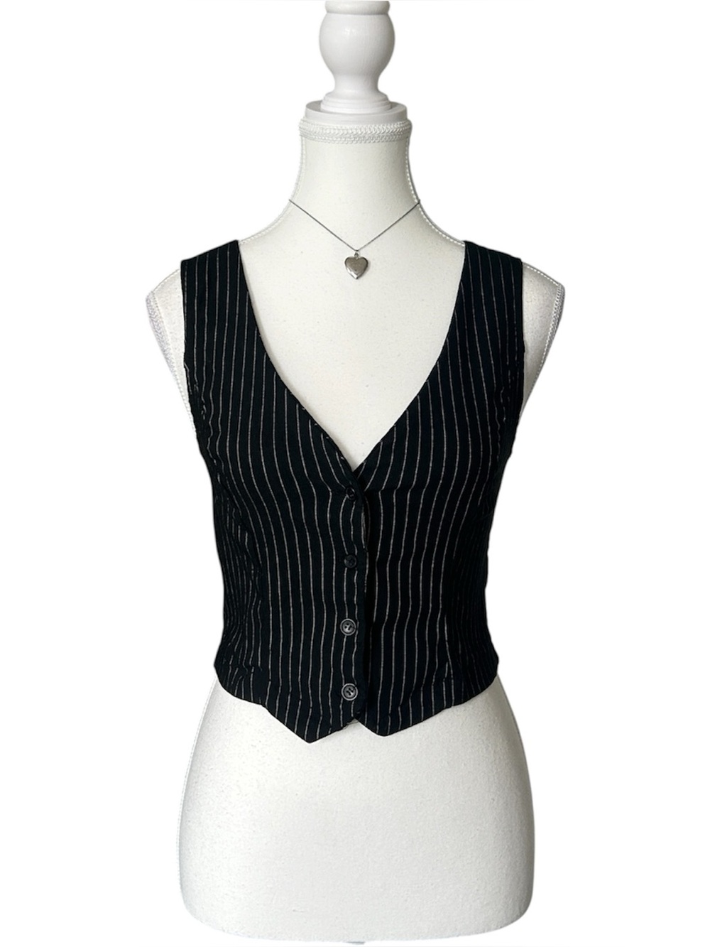 Y2K Grunge “Wet Seal” Black Pinstripe Button up Cropped Vest